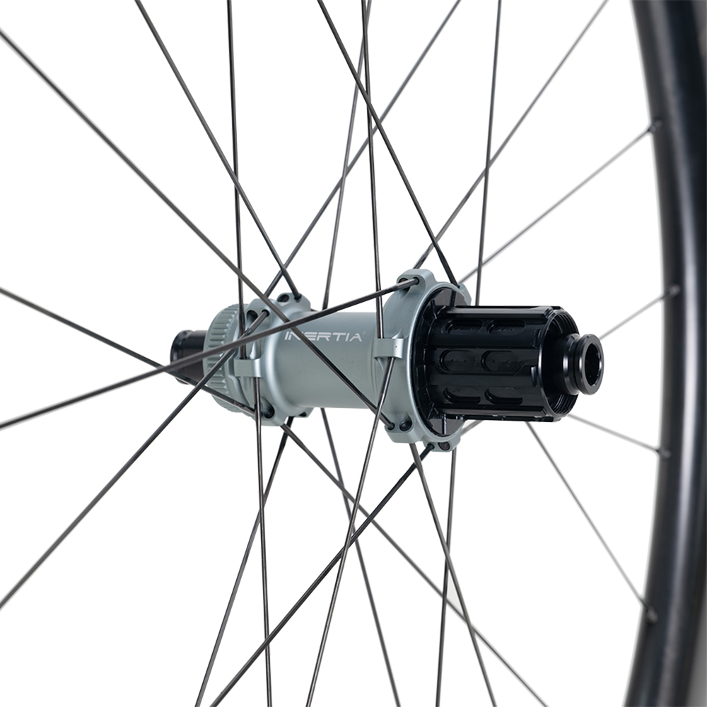 UpVine - Roues vélos de route - Light 40mm - 1150 grammes